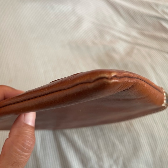 Patricia Nash Wristlet in great condition about 8 x 6in - Picture 2 of 9